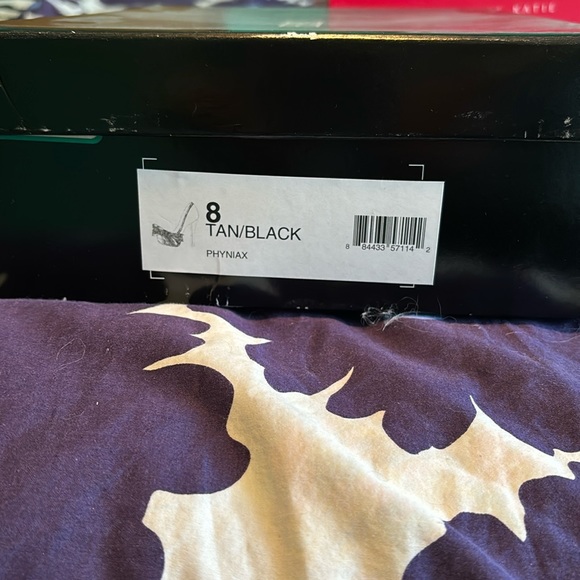 Women’s BCBG Paris Phyniax size 8 leopard platform heels - Picture 3 of 5